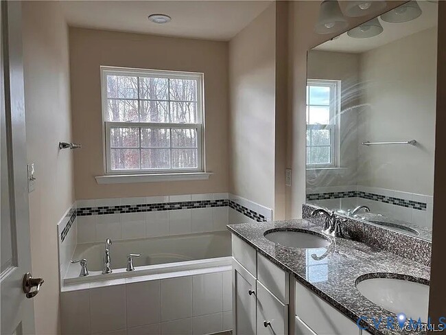 Building Photo - 11923 Shire Walk Ln