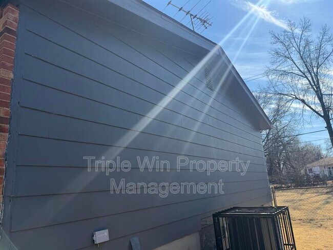 Building Photo - 1344 Coppergate Ln