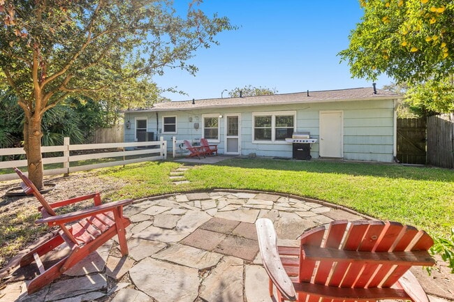 Building Photo - 108 Bonita Ave