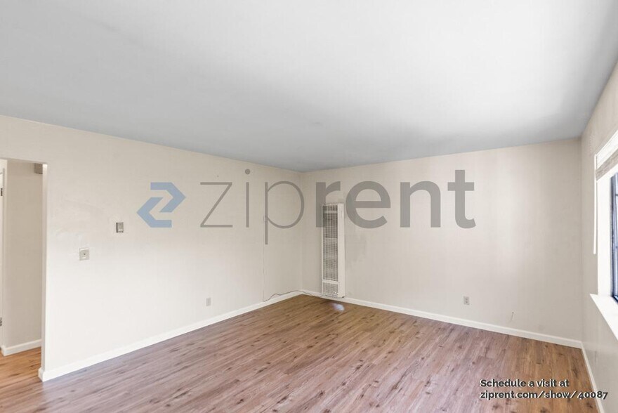 Building Photo - 3809 Buell St