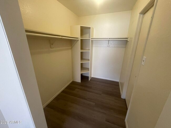 Building Photo - 2040 S Longmore