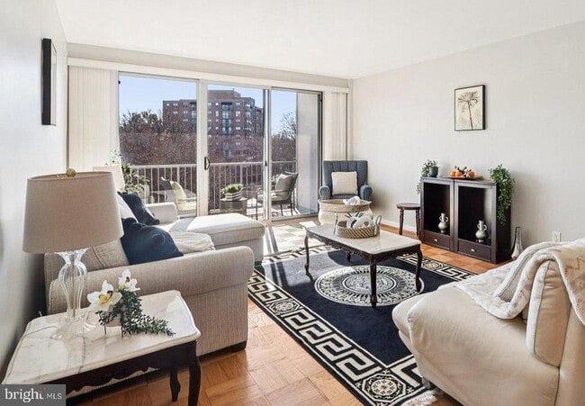 Building Photo - 4977 Battery Ln