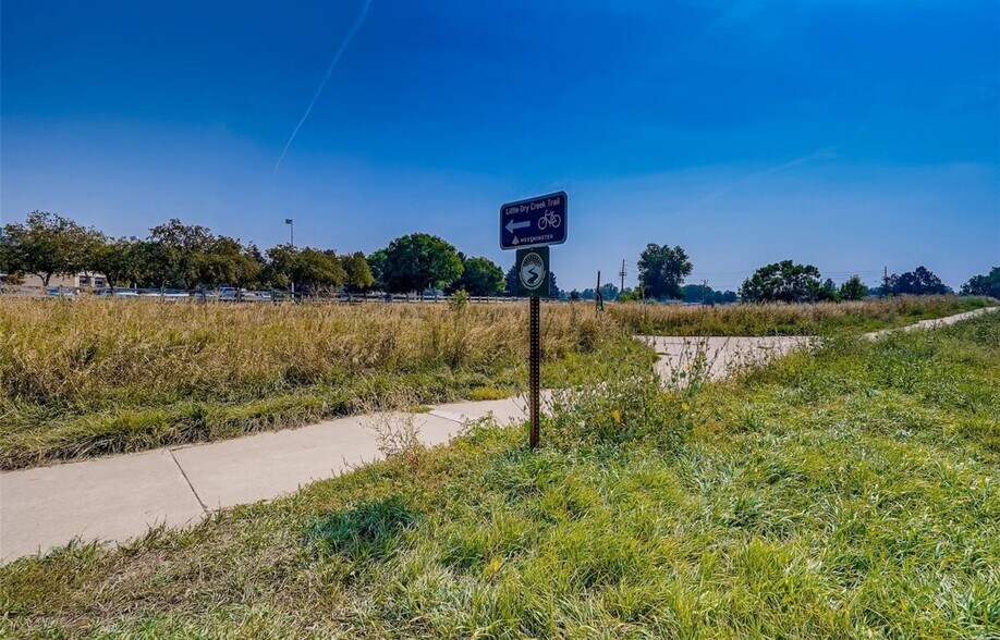 Building Photo - 5565 W 76th Ave