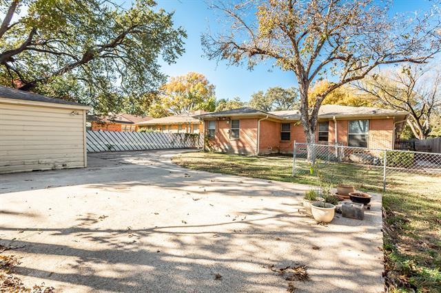 Building Photo - 6556 St Moritz Ave