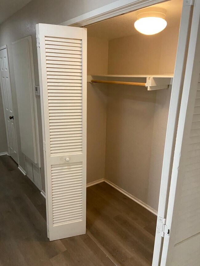 LAUNDRY AREA - 125 N Cabrillo Ave