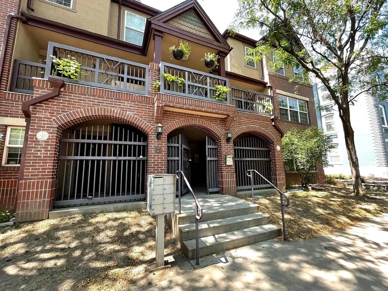 Front gate on 1641 Washington. Your new home? - 1641 N Washington St