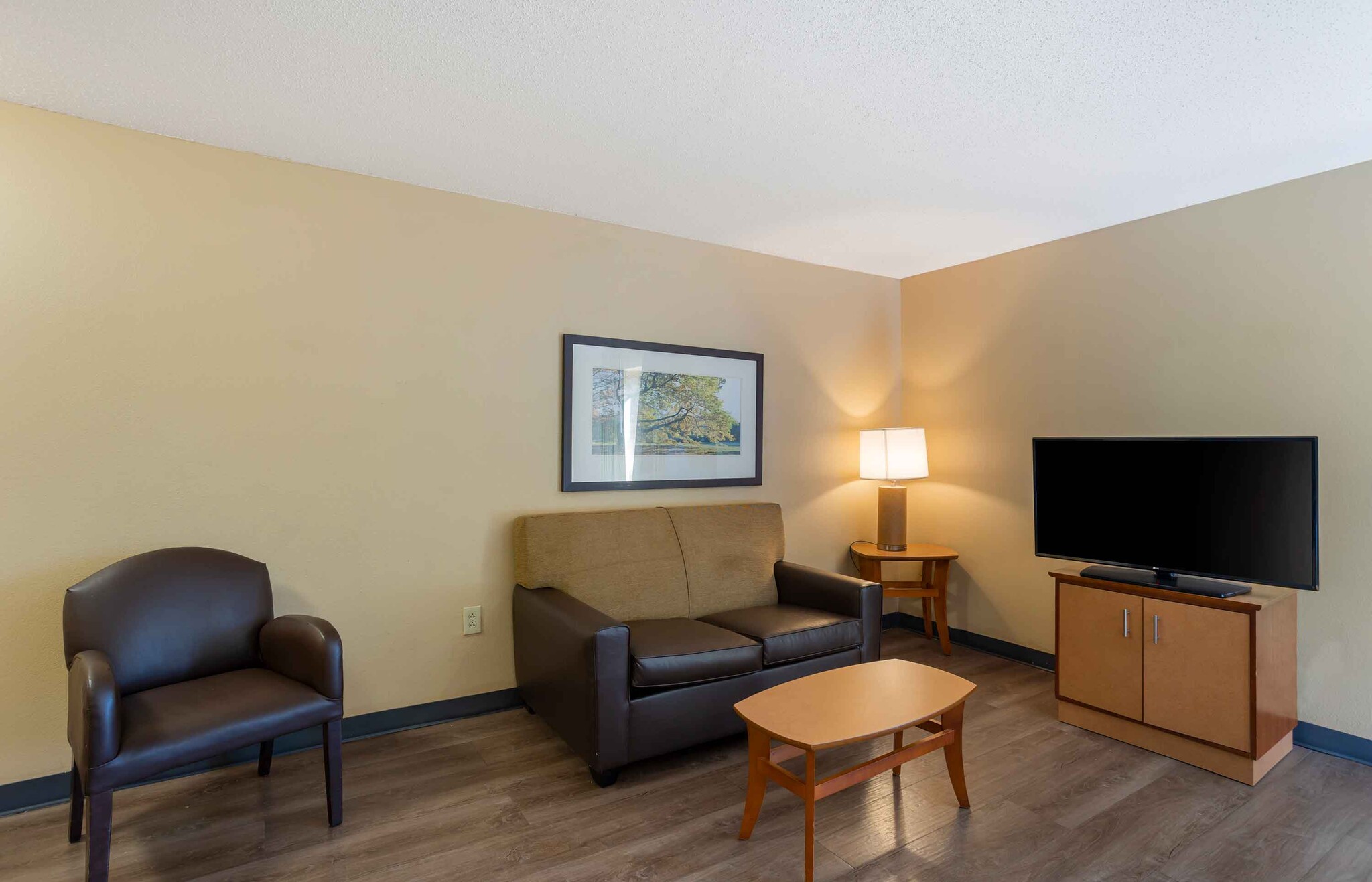 Building Photo - Furnished Studio-Philadelphia - Airport - ...