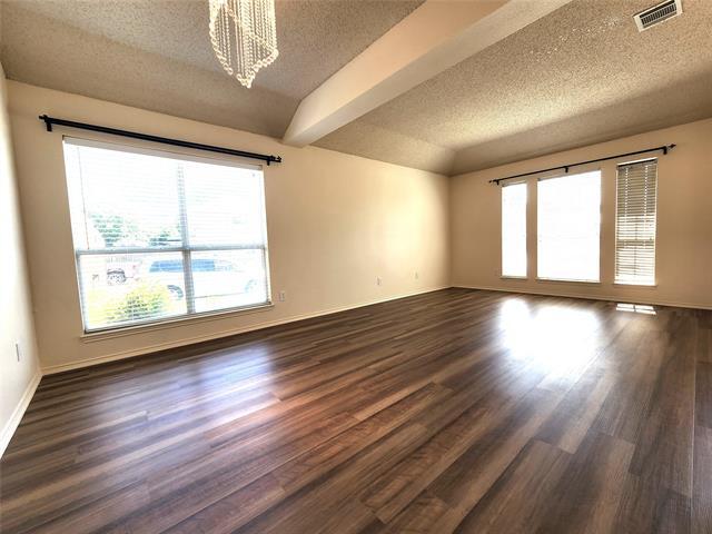 Building Photo - 2901 Custer Dr