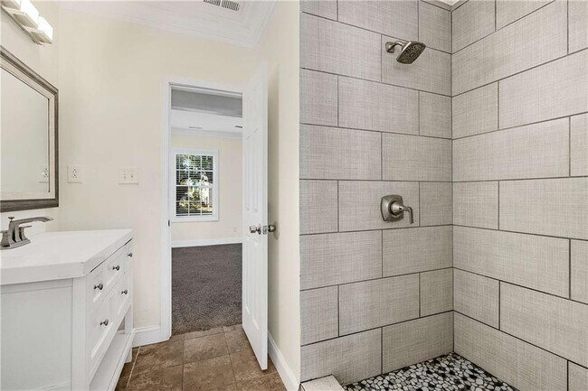 Building Photo - 1674 Browning St SW