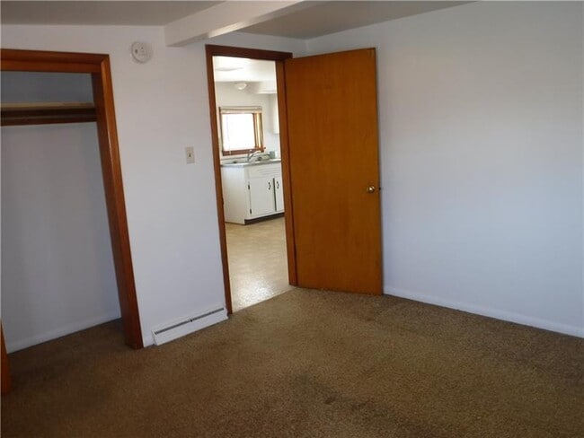 Building Photo - 358 Harpers Ferry Rd
