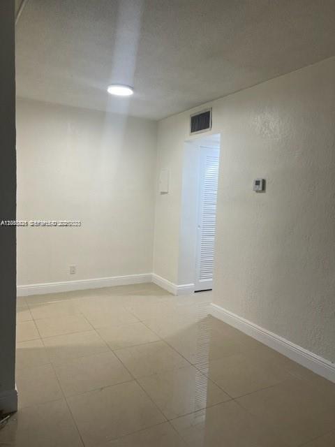 Building Photo - 4169 SW 67th Ave