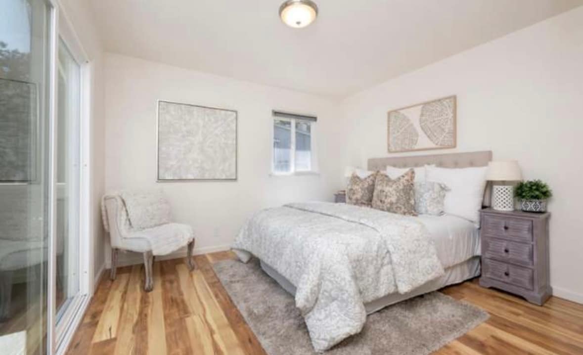 3rd Bedroom with closet/wardrobe - 6 Crippleridge Ct