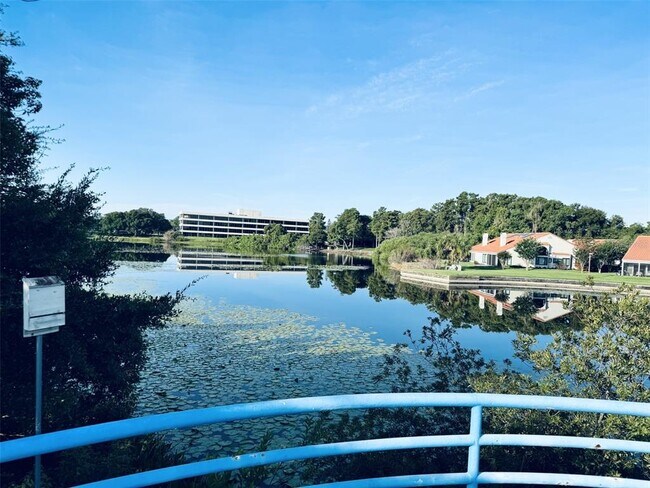 Building Photo - 1000 Winderley Pl