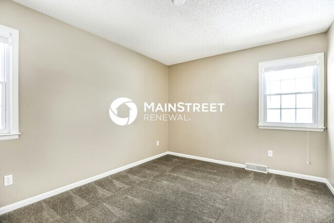 Building Photo - 4 Bedroom Pet-Friendly Home in Shawnee, KS...