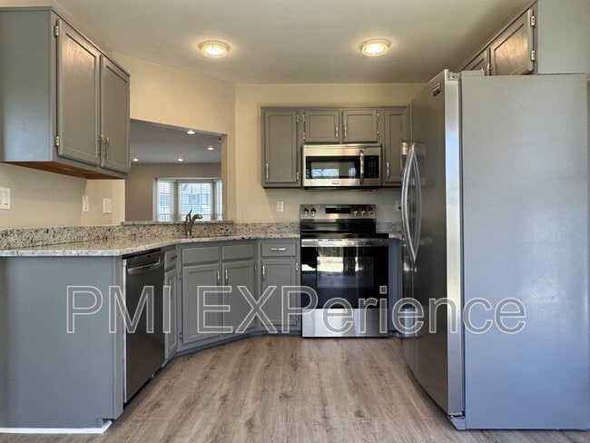 Building Photo - 11303 Golden Eagle Pl