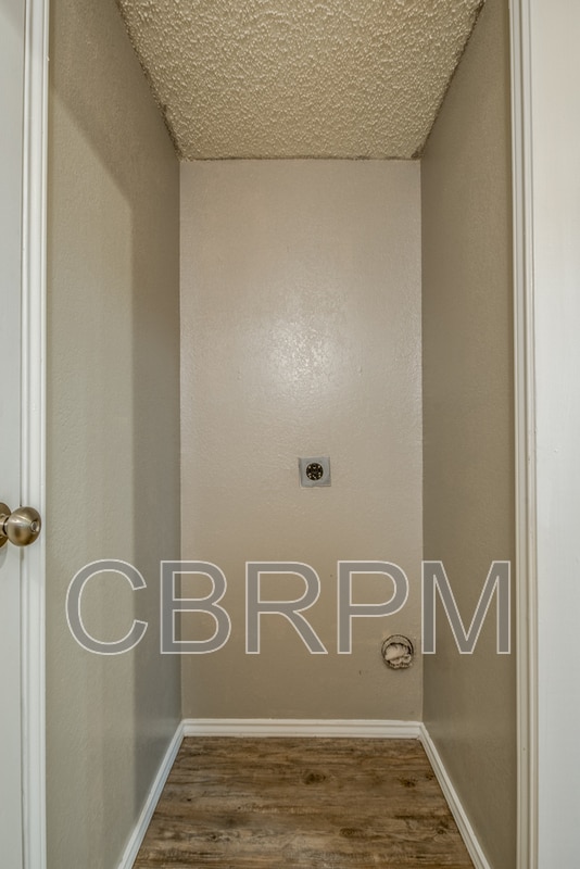 Building Photo - 5308 Kenosha Ave