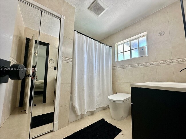 Building Photo - 9481 SW 10th St