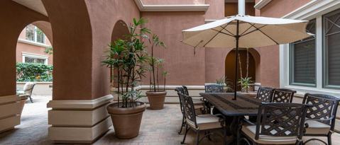 Building Photo - 6241 Crescent Park W