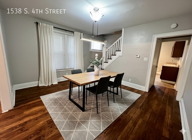 Building Photo - 1538 S 4th St