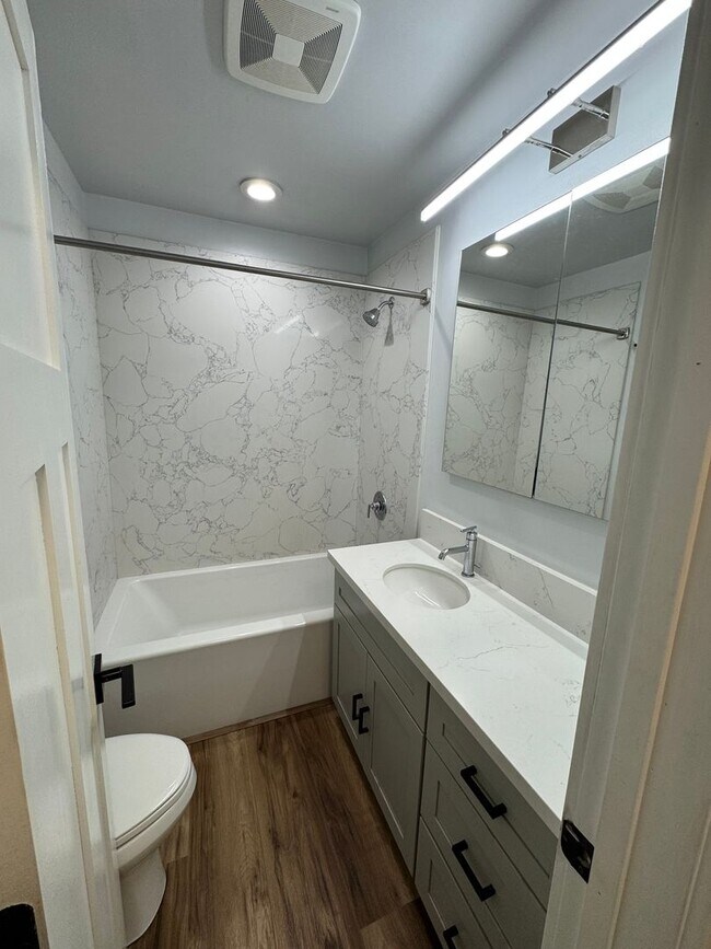 Building Photo - NICE UNIT WITH 2 BED 1 BATH IN GREAT LOCATION IN AUBUN!