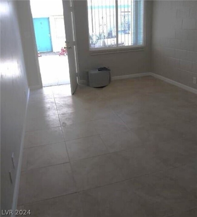 Building Photo - 1909 Alwill St