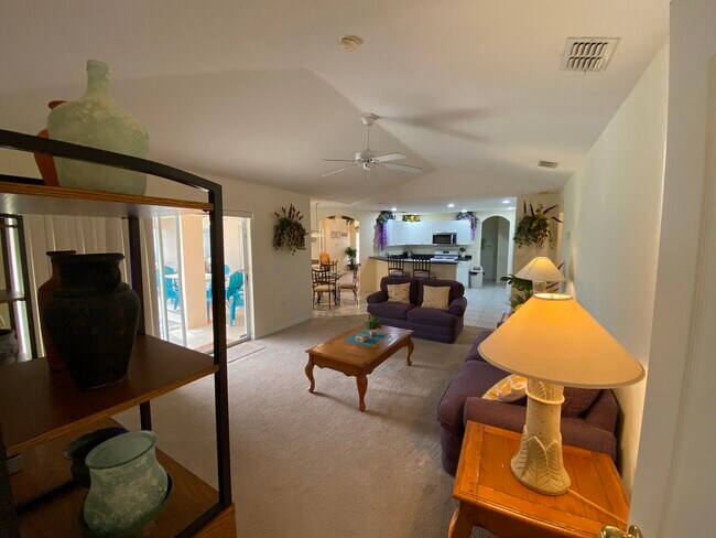 Building Photo - 562 Dolcetto Dr