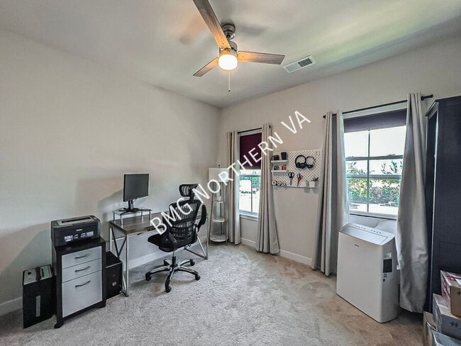 Building Photo - 7731 Blackburn Ridge Dr
