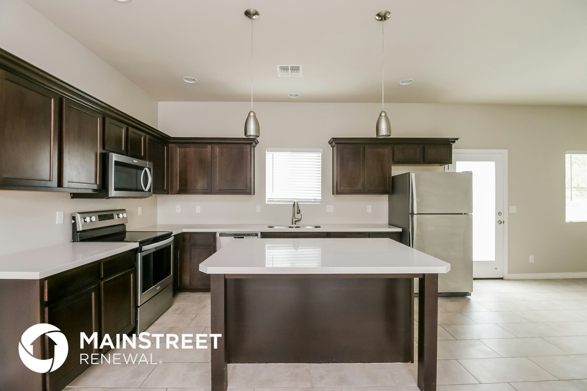 Building Photo - 2000 N 36th St