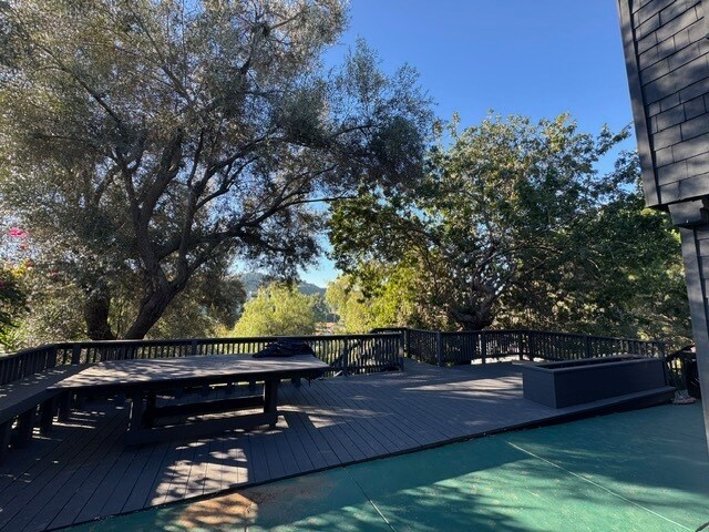 Building Photo - 5924 Hayes Ave