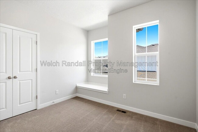 Building Photo - 1452 Pleasant View Dr