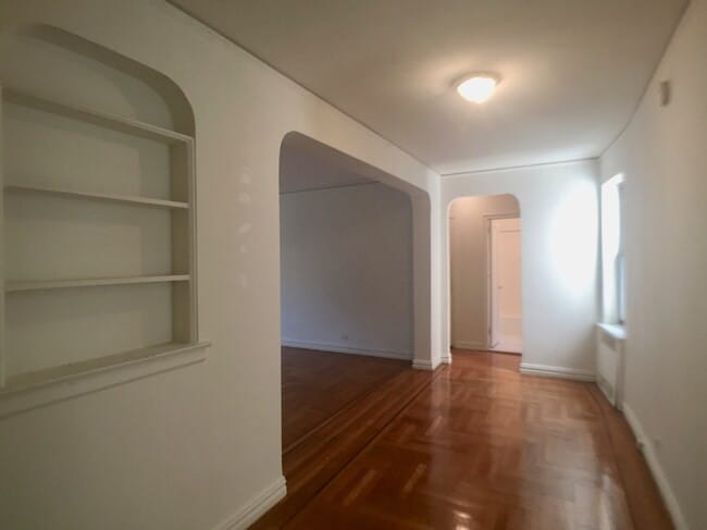 Building Photo - 560 West 218th Street