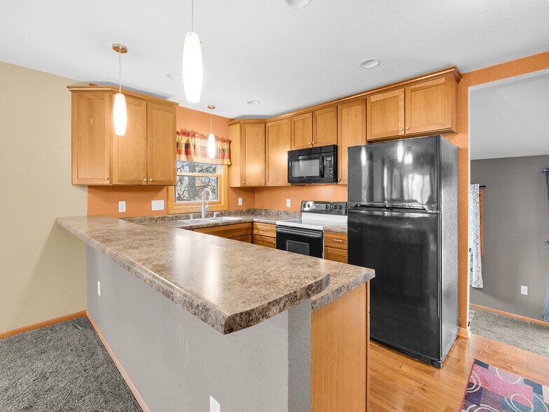 Building Photo - 30132 Moccasin Dr