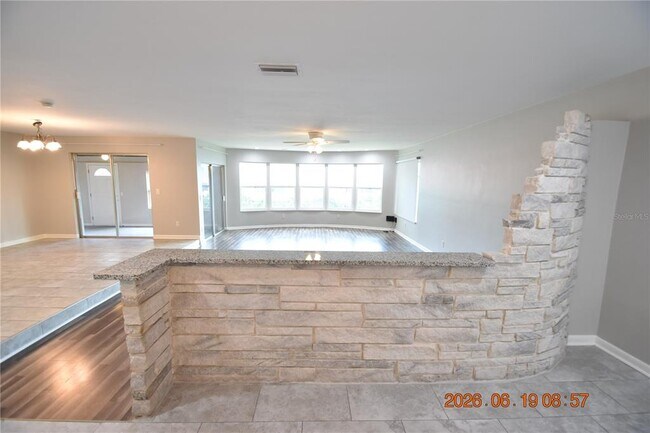 Building Photo - 3273 Harbor Lake Dr