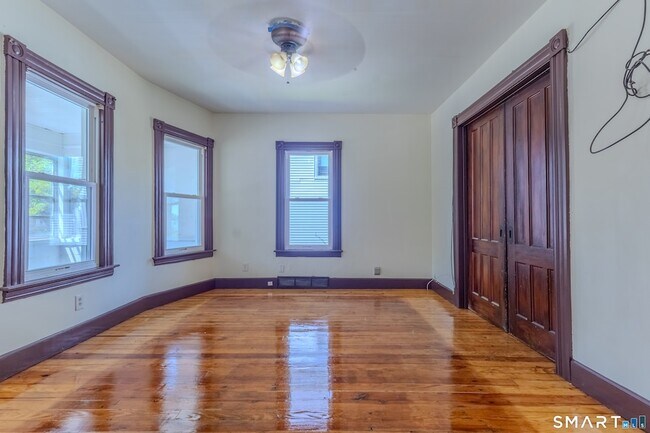 Building Photo - 29 8th St