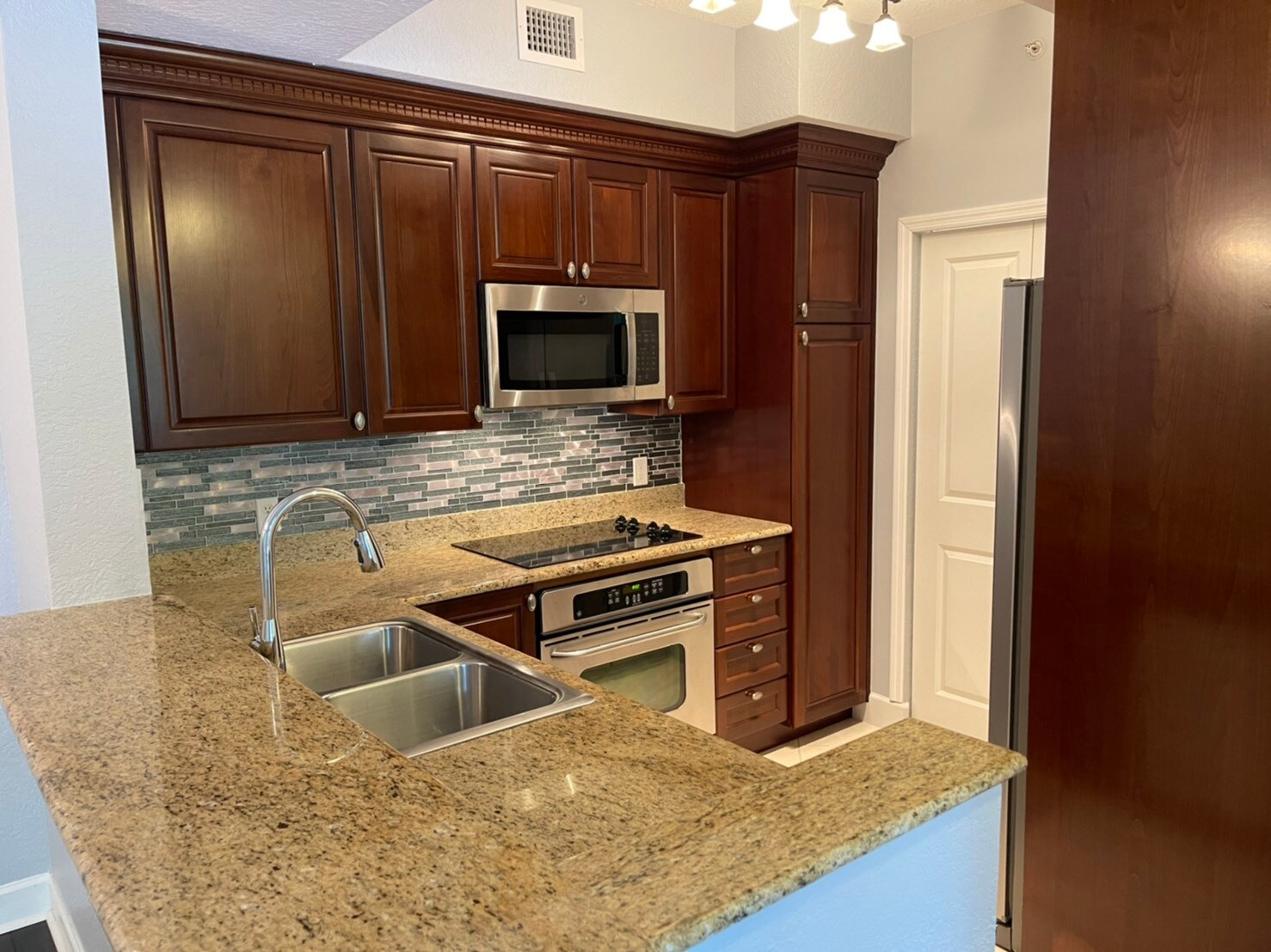 Building Photo - 1214 Renaissance Way
