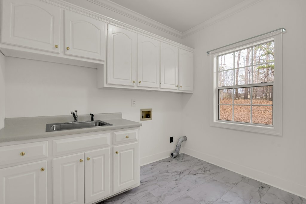 Building Photo - 415 Megan Ln