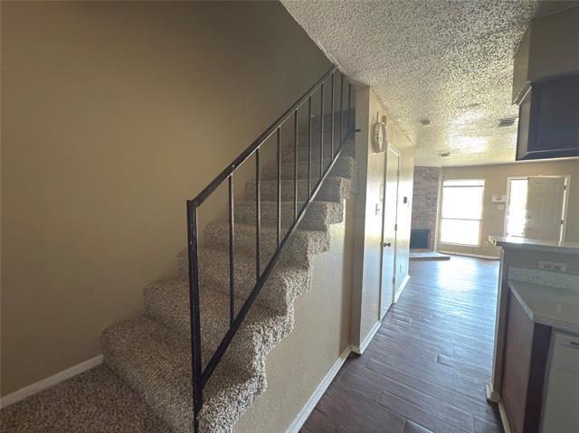 Building Photo - 2243 Aspen Dr