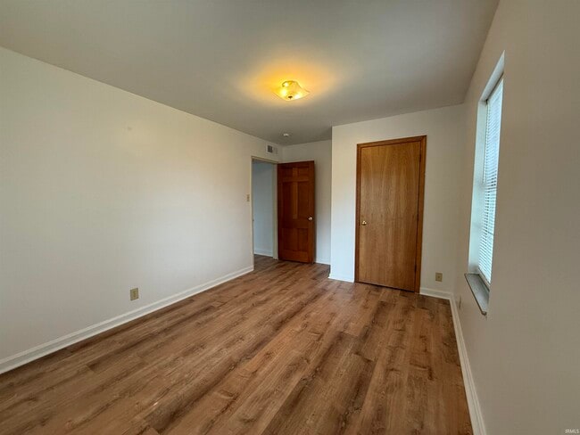 Building Photo - 665 St Mary's Dr