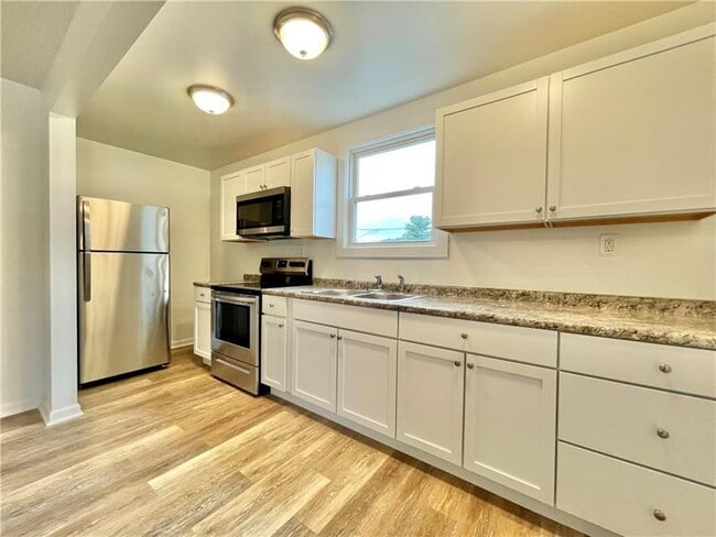 Building Photo - 860 Pennsylvania Ave