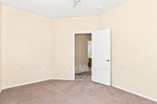 Building Photo - 2807 E Morenci Rd