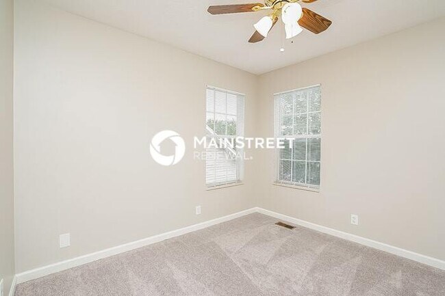 Building Photo - 3 Bedroom Pet-Friendly Home in Nashville, TN with Main Street Renewal