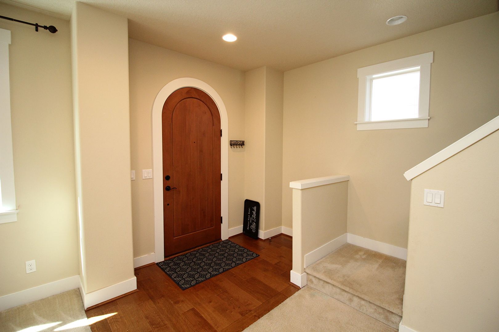 Building Photo - 420 SW 204th Terrace