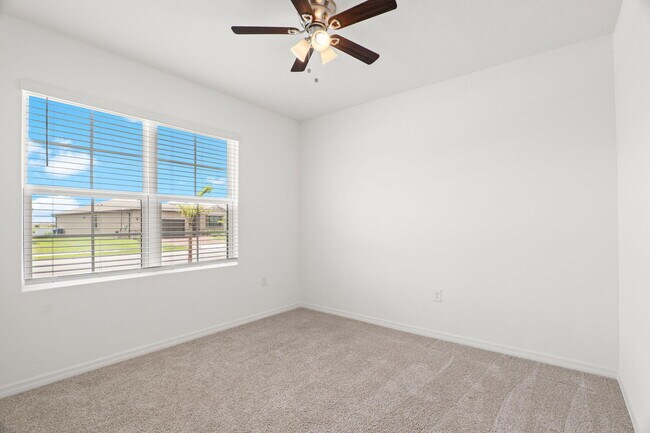 Building Photo - 2053 Farmhouse Rd SE