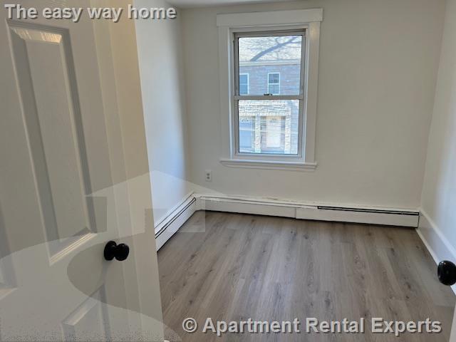 Building Photo - 6 Sixth St Unit #2