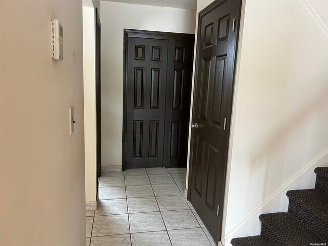 Building Photo - 4 Albergo Ct