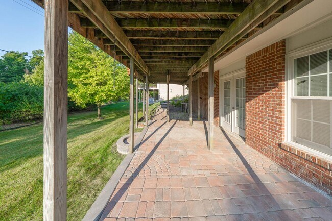 Building Photo - 49301 Quail Run Ct