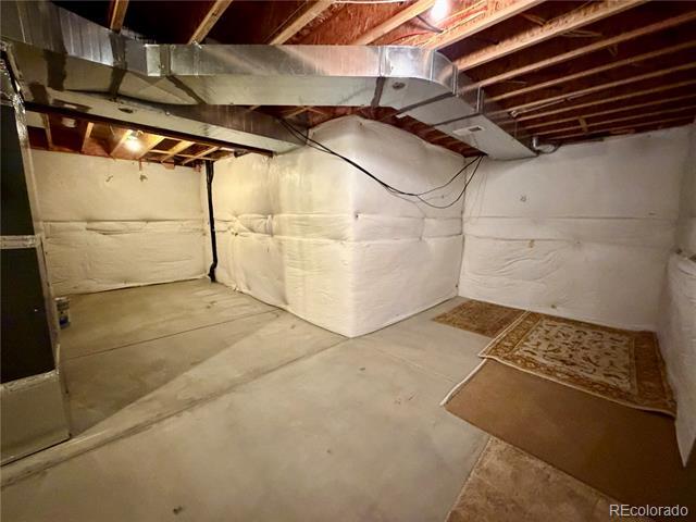 Building Photo - 10761 Glengate Cir