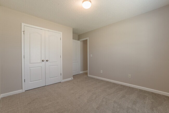 Building Photo - 1420 Jefferson Walk Cir