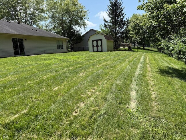 Building Photo - 6438 Thistle Bend