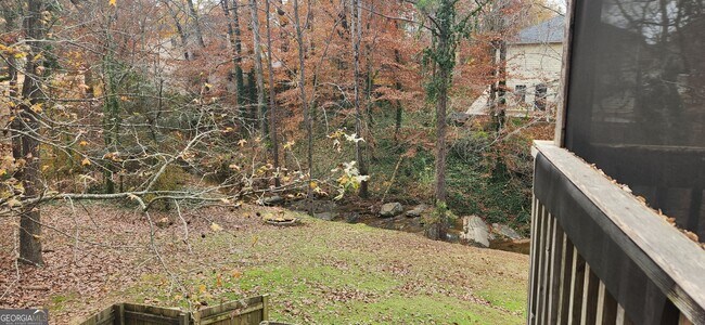 Building Photo - 201 Reeves Creek Way